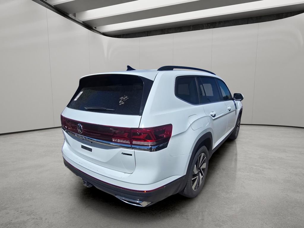 Used 2025 Volkswagen Atlas SE image 9