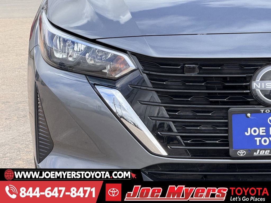 Used 2025 Nissan Sentra SV image 5