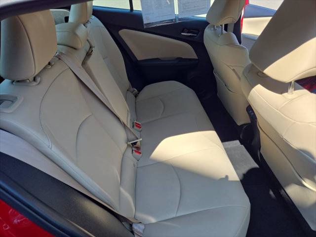 Used 2019 Toyota Prius Limited w/ Premium Convenience Package FWD image 31