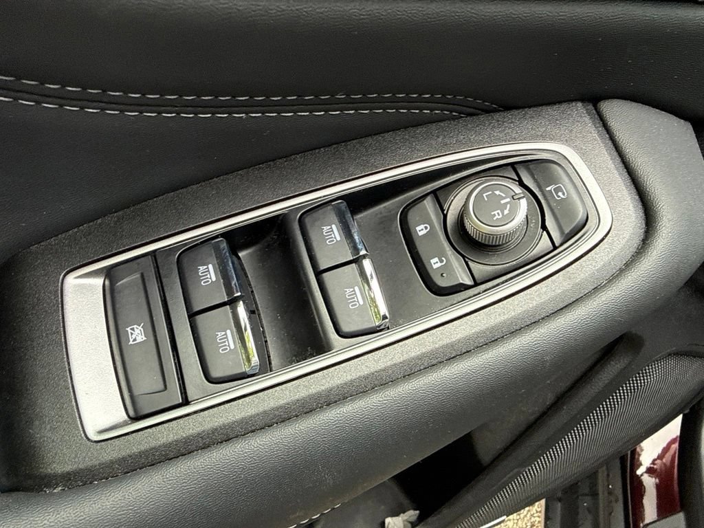 Used 2025 Subaru Outback Touring AWD/4WD image 15