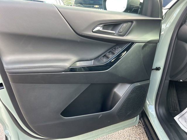 New 2026 Chevrolet Equinox LT w/ LPO, Floor Liner Package image 11