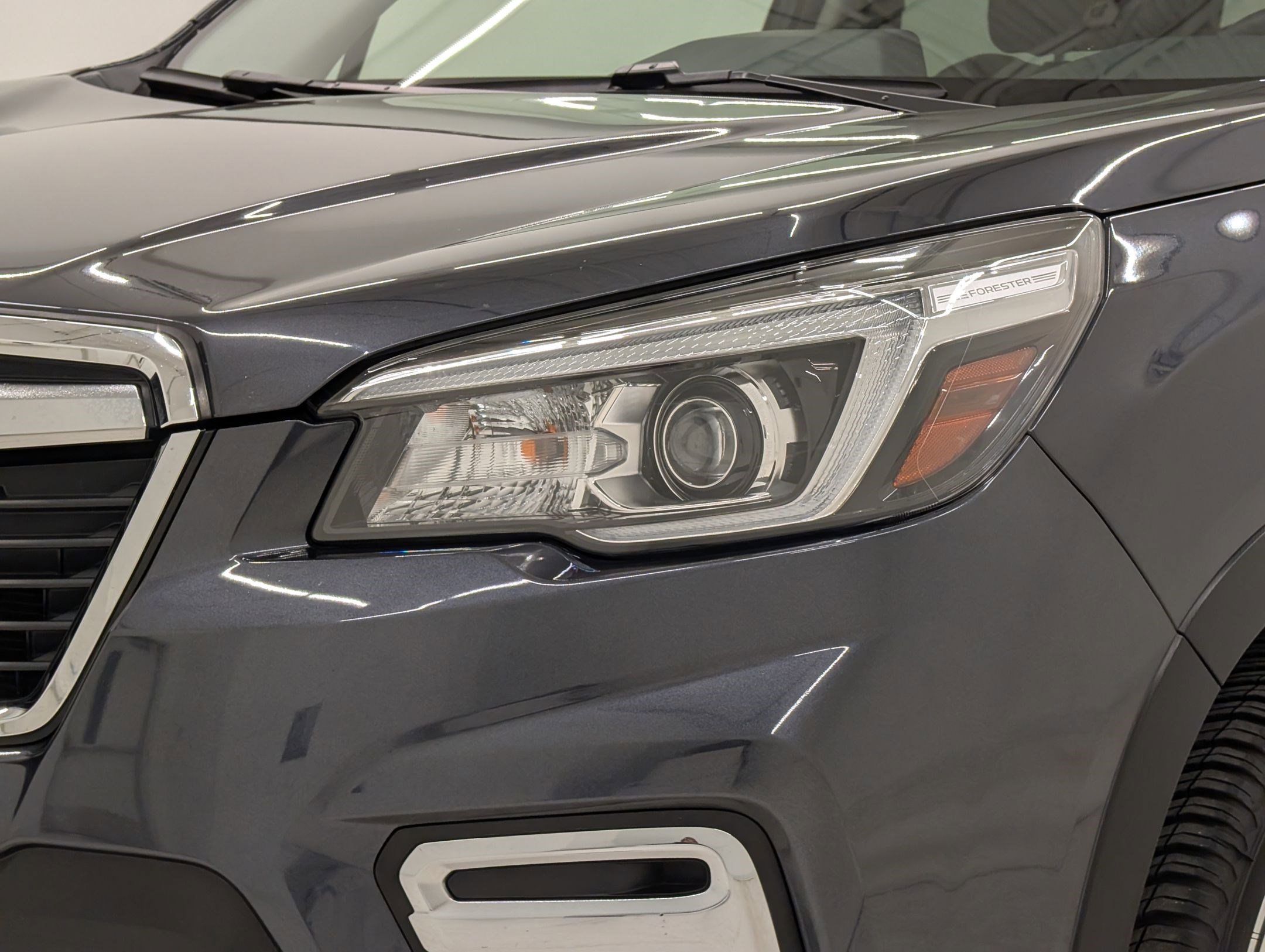 Used 2019 Subaru Forester Touring w/ Popular Package #3 image 11