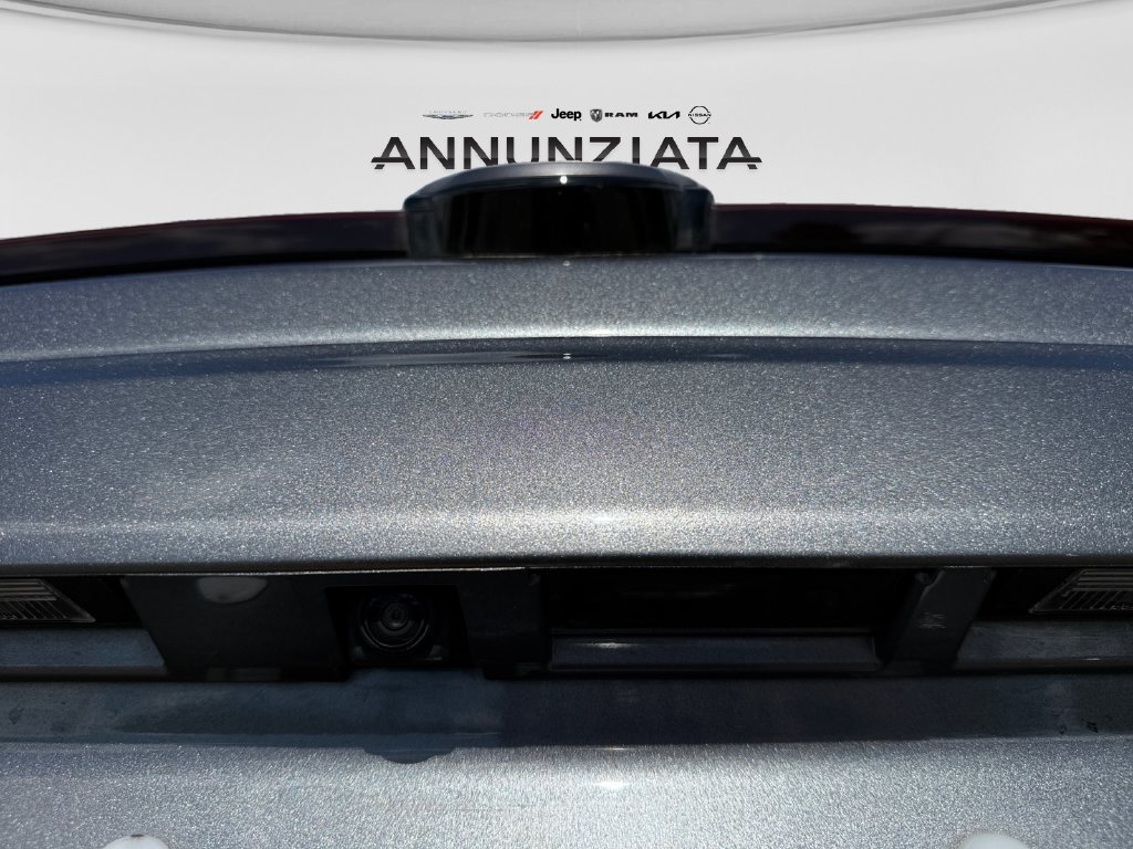 Certified 2023 Nissan Kicks SV FWD image 18