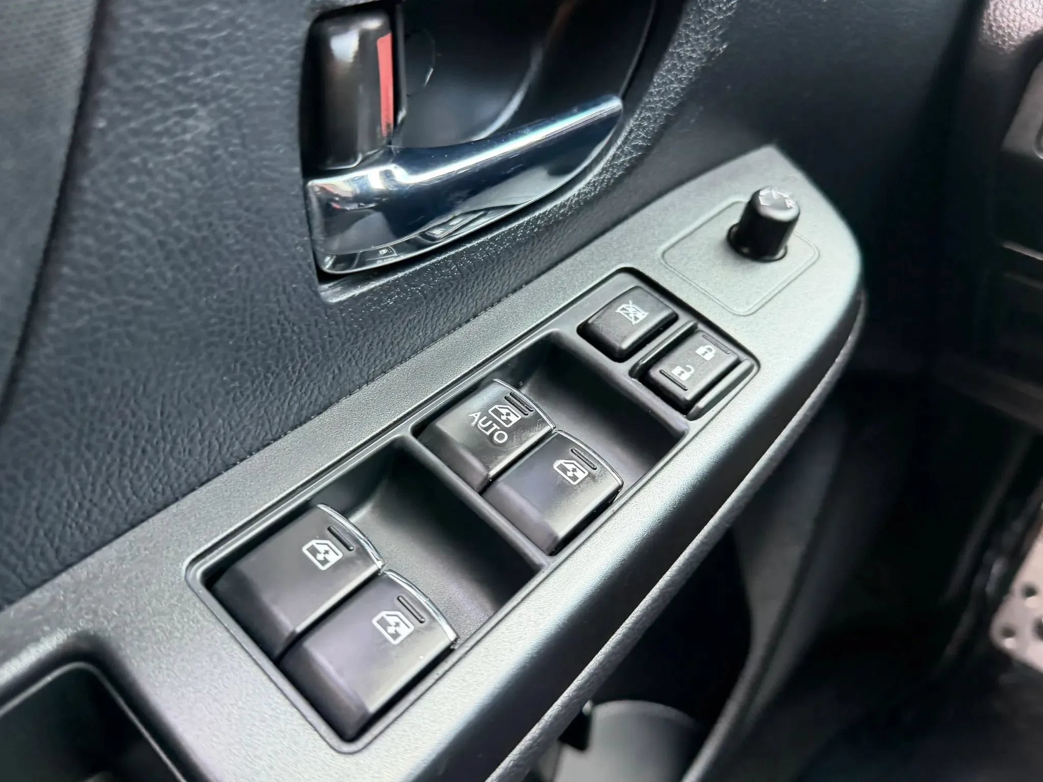 Used 2016 Subaru WRX Premium AWD/4WD image 31