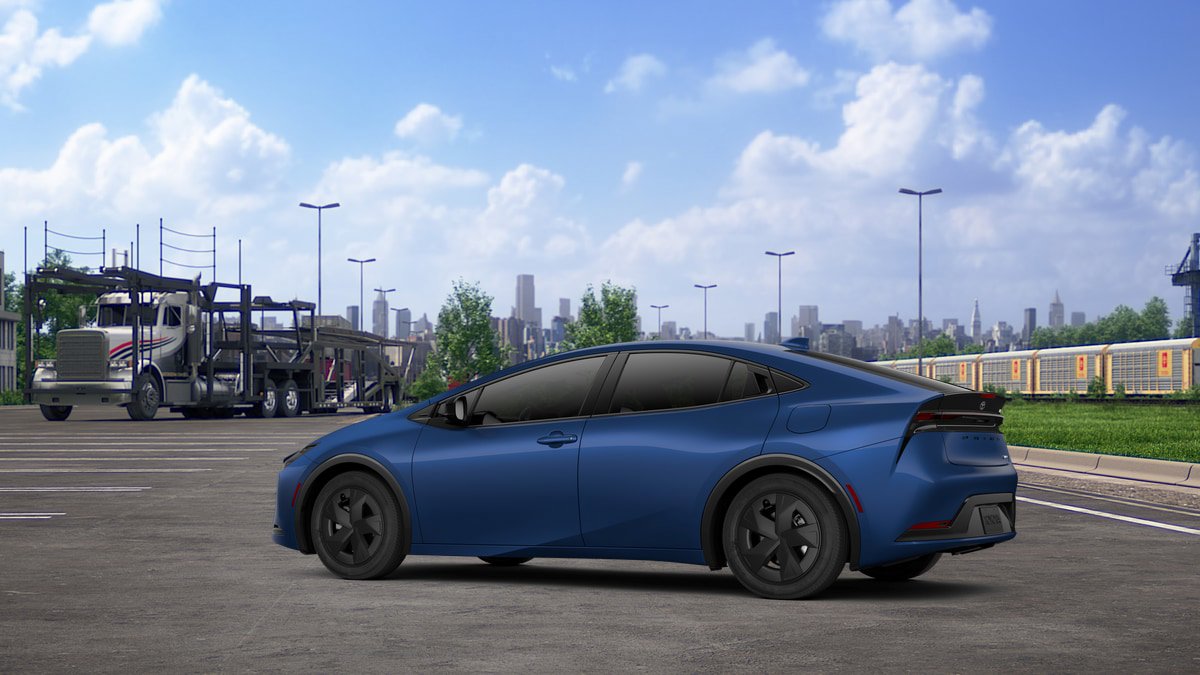 New 2026 Toyota Prius LE FWD image 5