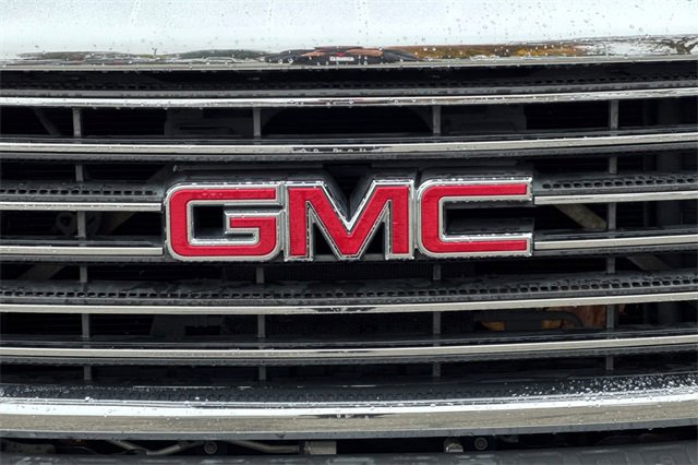 Used 2017 GMC Sierra 2500 2WD Crew Cab image 44