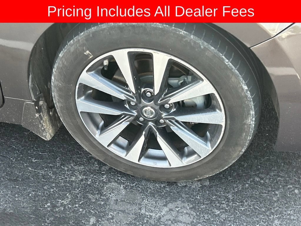 Used 2016 Nissan Altima 2.5 SV w/ Convenience Package FWD image 2
