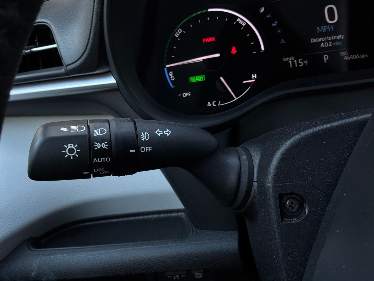 Used 2025 Toyota Sienna XLE FWD image 41