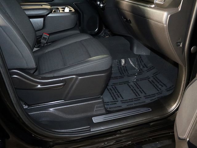 Used 2023 GMC Sierra 1500 Elevation image 35