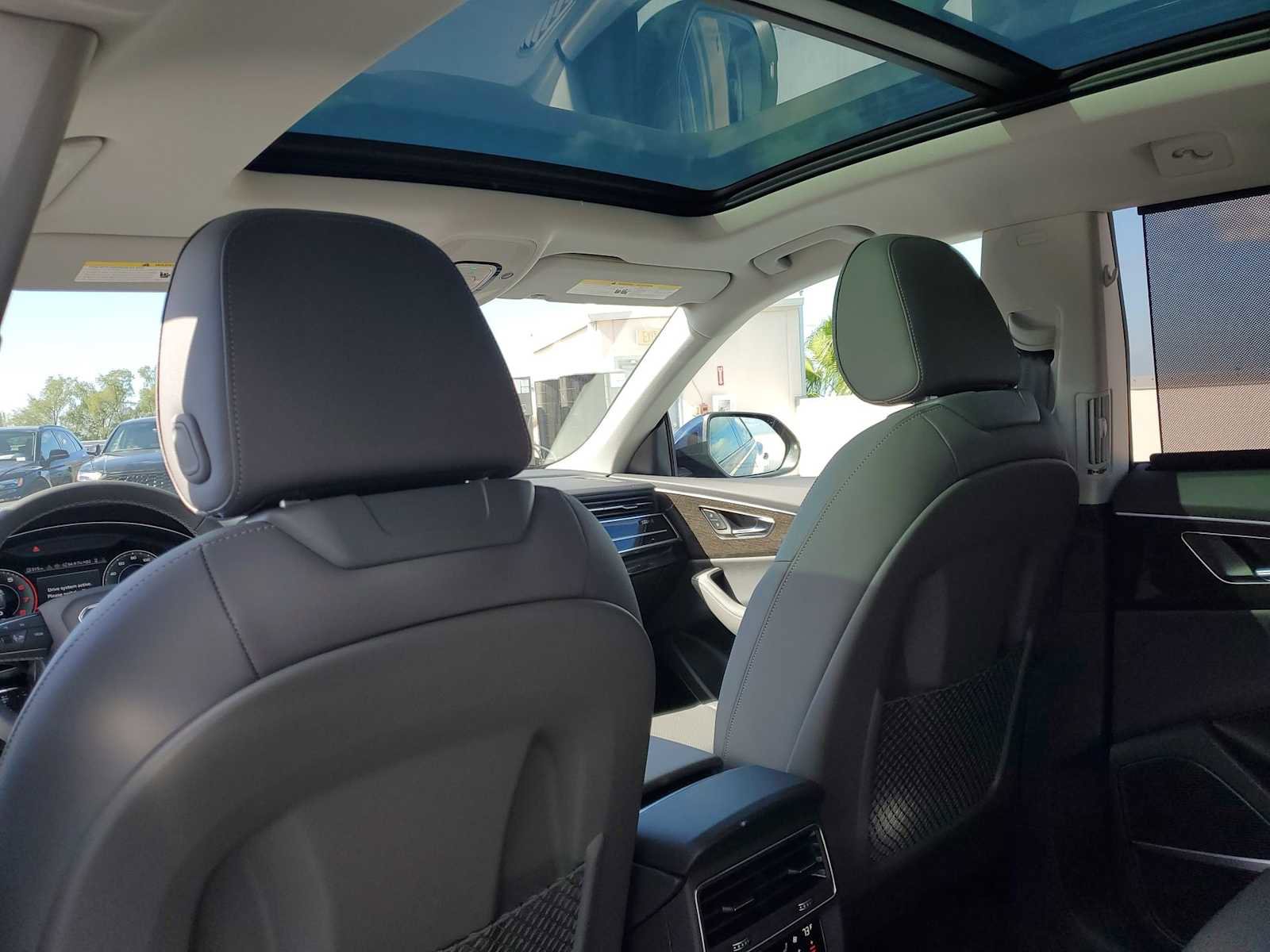 Certified 2025 Audi Q8 Premium Plus image 14