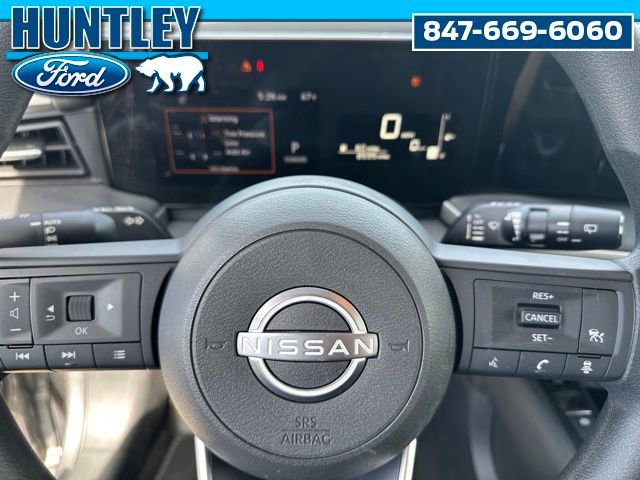 Used 2025 Nissan Kicks S image 21