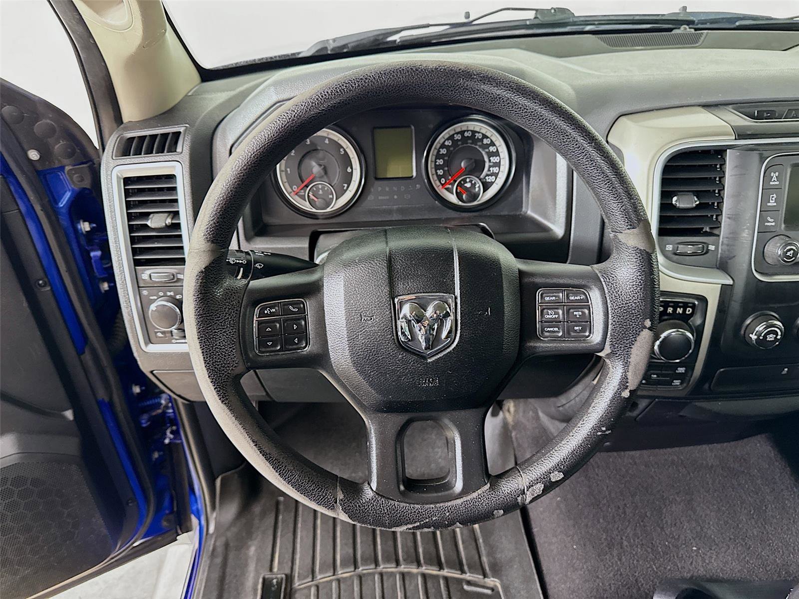 Used 2017 RAM 1500 Classic SLT image 17