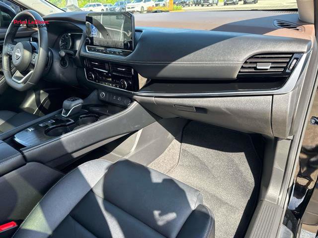 Used 2023 Nissan Rogue SL w/ SL Premium Package FWD image 26