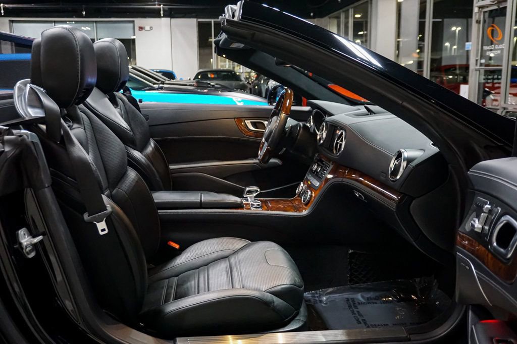 Used 2014 Mercedes-Benz SL 63 AMG image 37