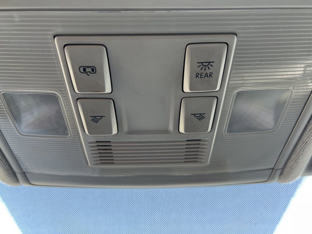 Used 2019 Volkswagen Tiguan S image 44