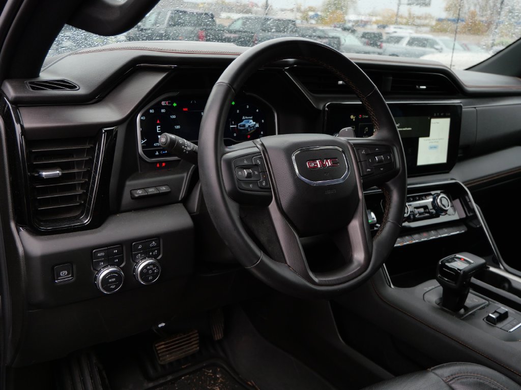 Used 2024 GMC Sierra 1500 AT4 w/ Technology Package AWD/4WD image 12