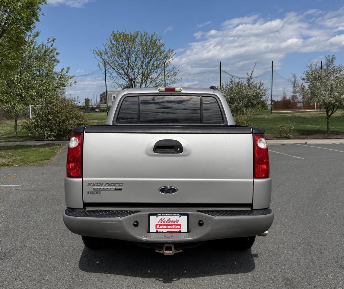 Used 2003 Ford Explorer Sport Trac XLT RWD image 4