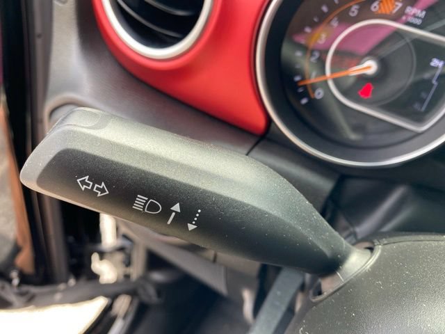 Used 2023 Jeep Wrangler Unlimited Rubicon w/ Cold Weather Group AWD/4WD image 22