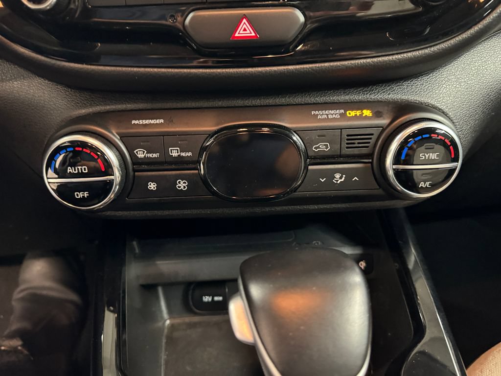 Used 2023 Kia Soul GT-Line FWD image 22