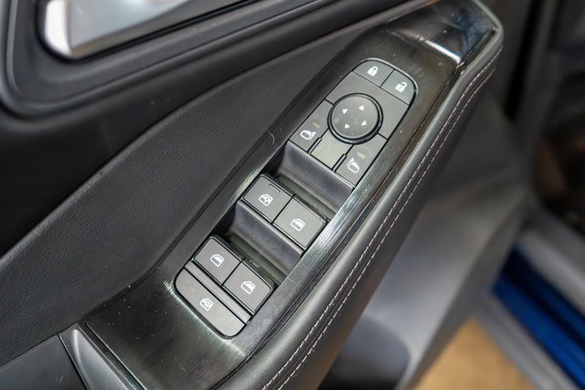 Used 2025 Nissan Rogue SV w/ SV Premium Package image 20