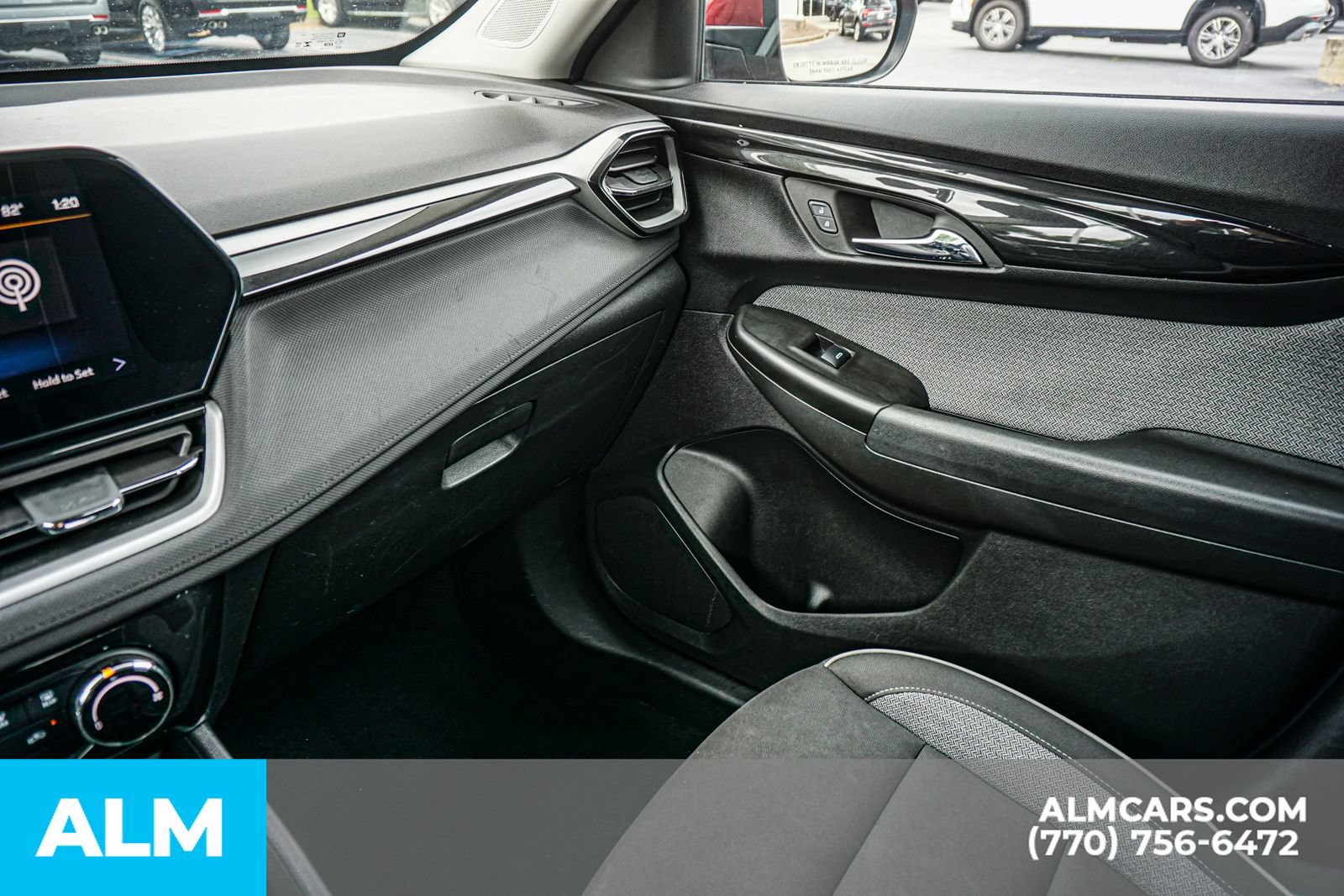 Used 2024 Chevrolet TrailBlazer LT FWD image 43