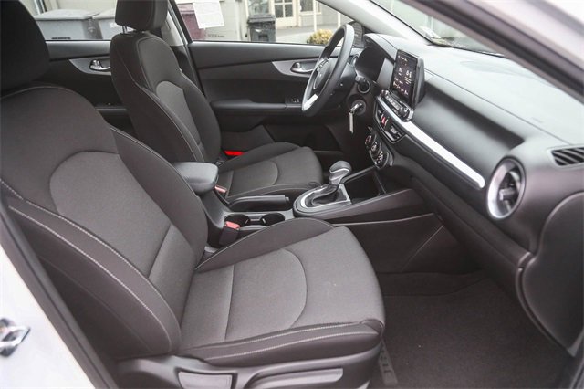 Certified 2023 Kia Forte LXS image 17