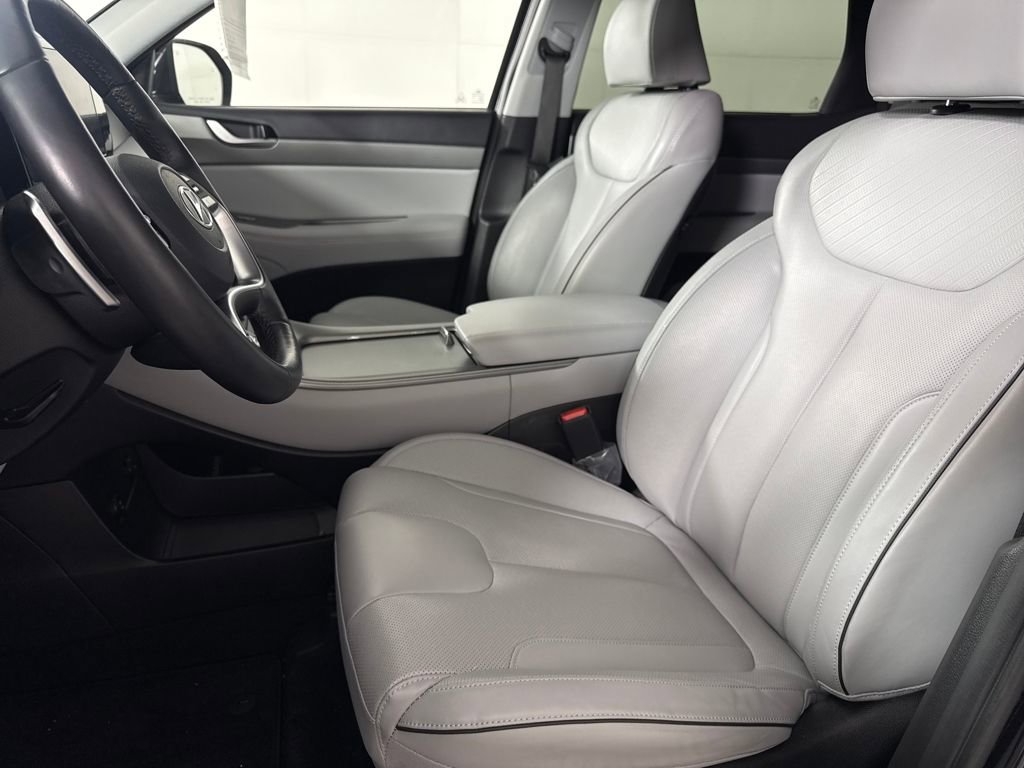 Used 2024 Hyundai Palisade SEL w/ Premium Package FWD image 13