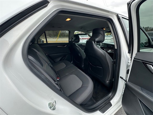 Used 2023 Kia Niro LX image 17