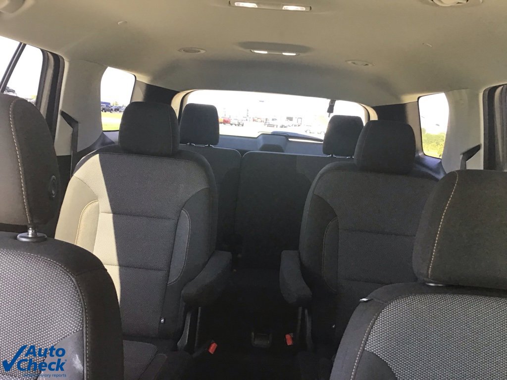 Used 2021 Chevrolet Traverse LT image 23