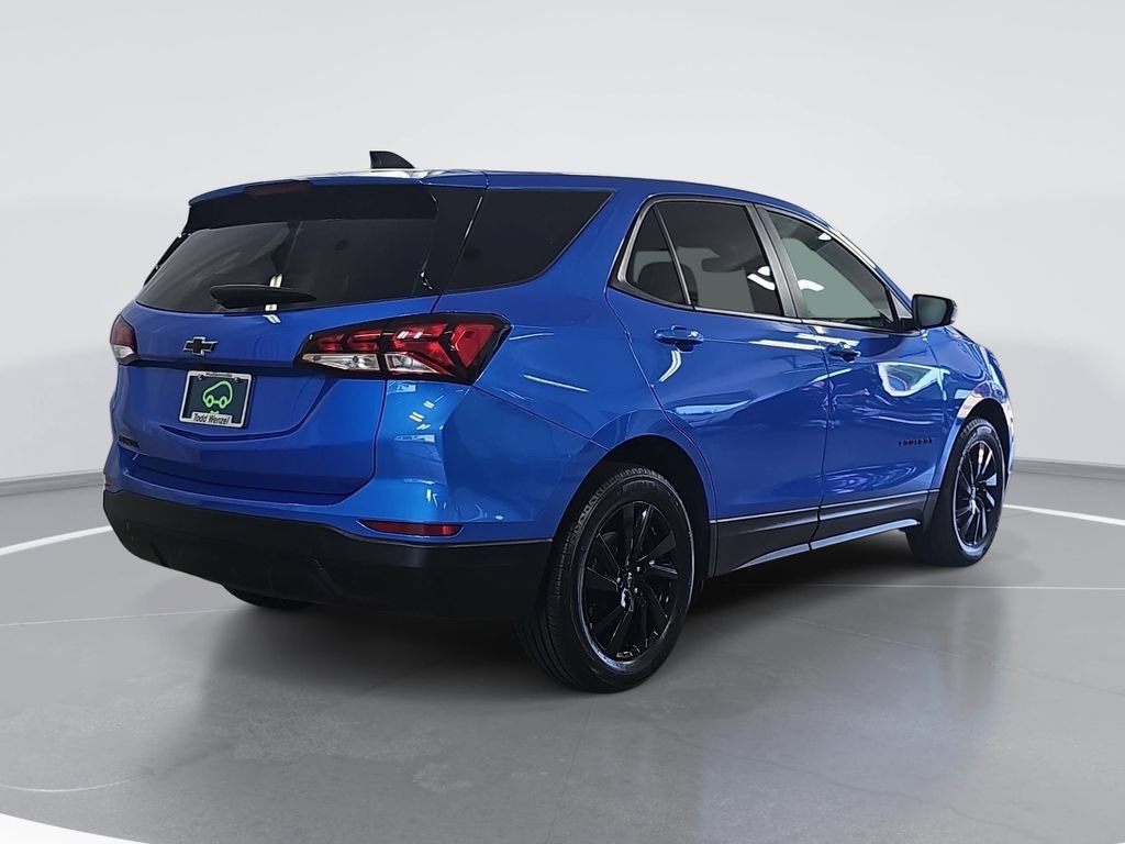 Certified 2024 Chevrolet Equinox LS w/ LS Convenience Package FWD image 3