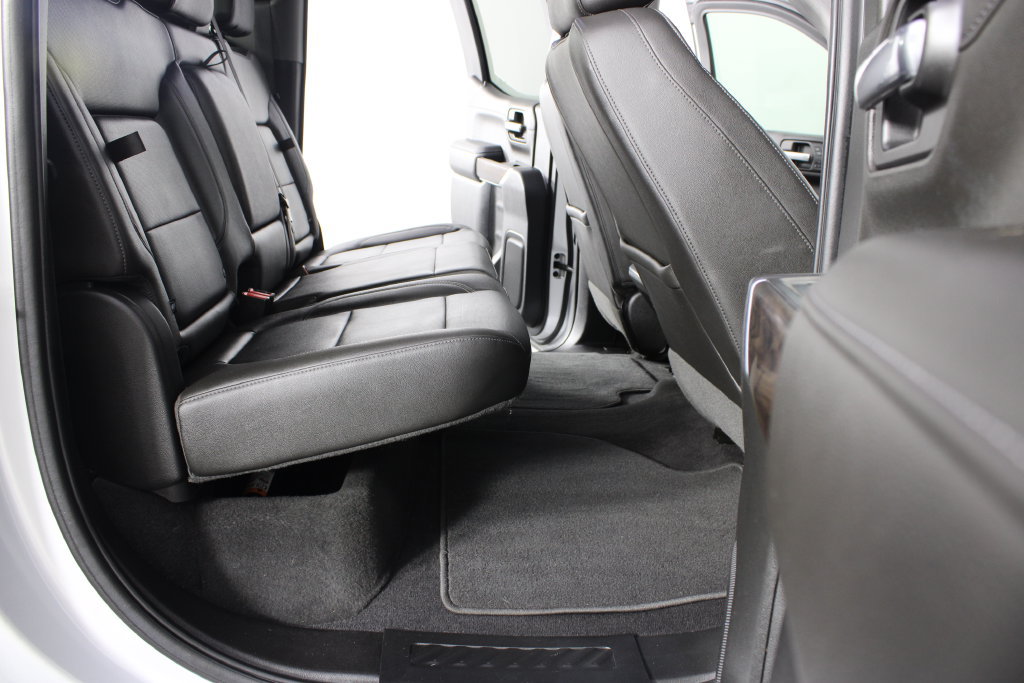 Used 2019 GMC Sierra 1500 SLT w/ SLT Premium Plus Package RWD image 22