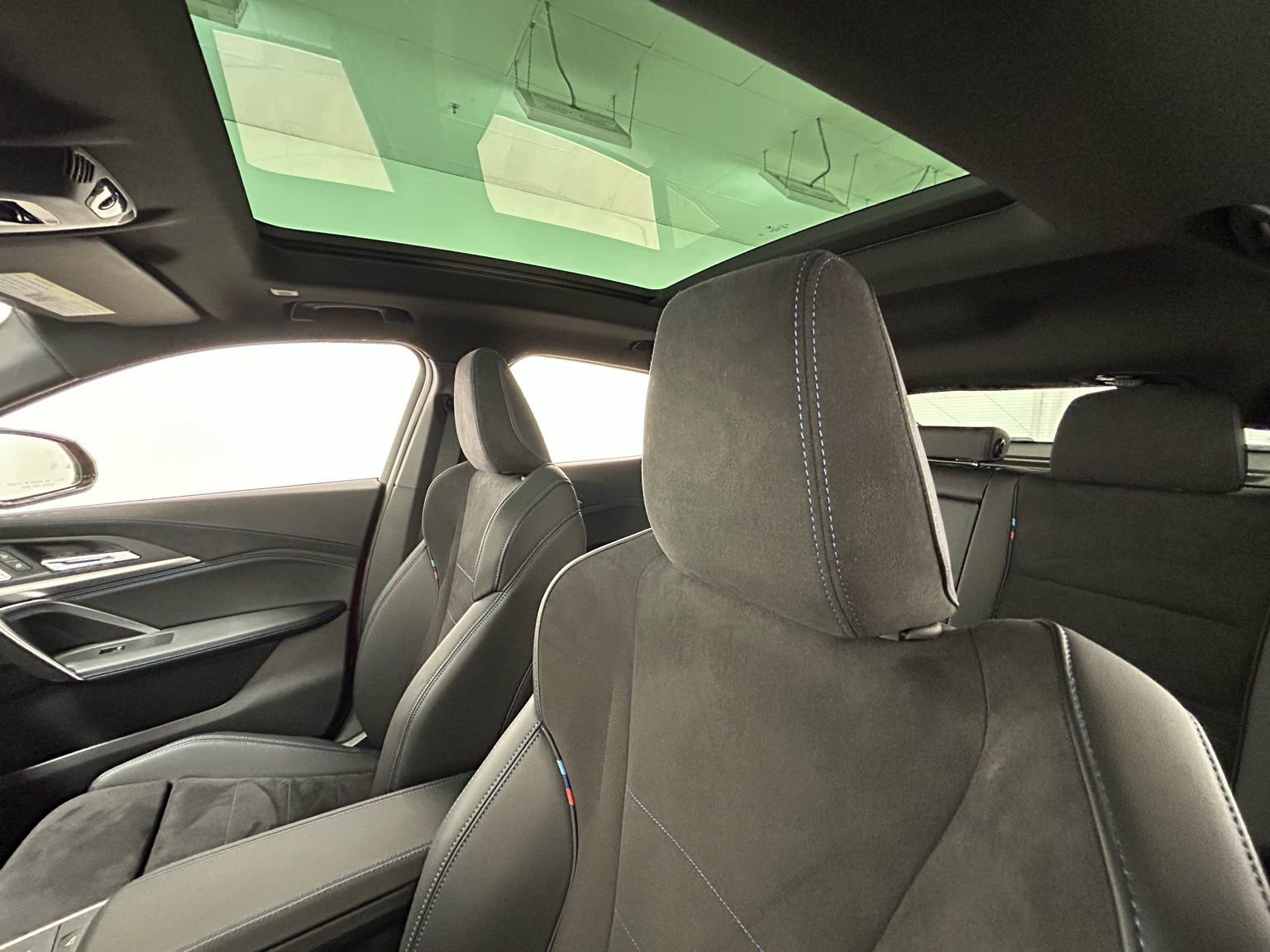 Used 2025 BMW X2 M35i image 28