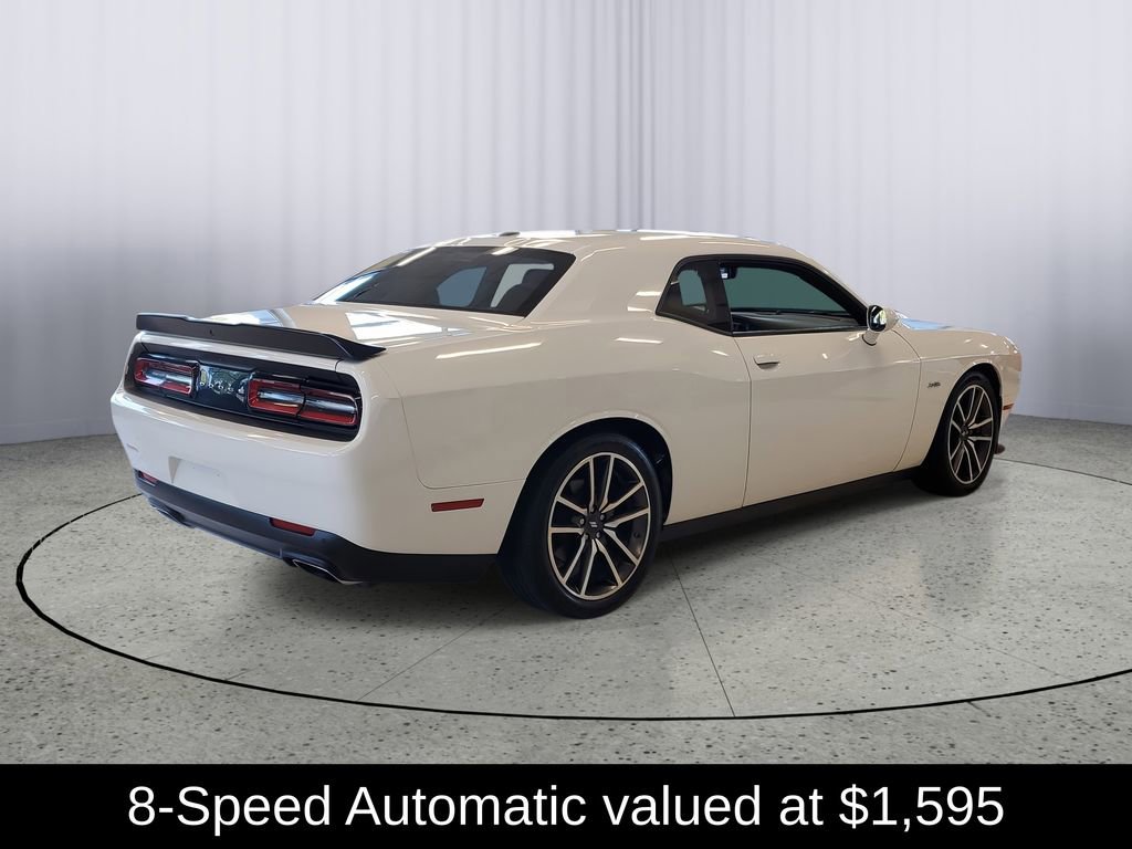 Used 2023 Dodge Challenger R/T image 3