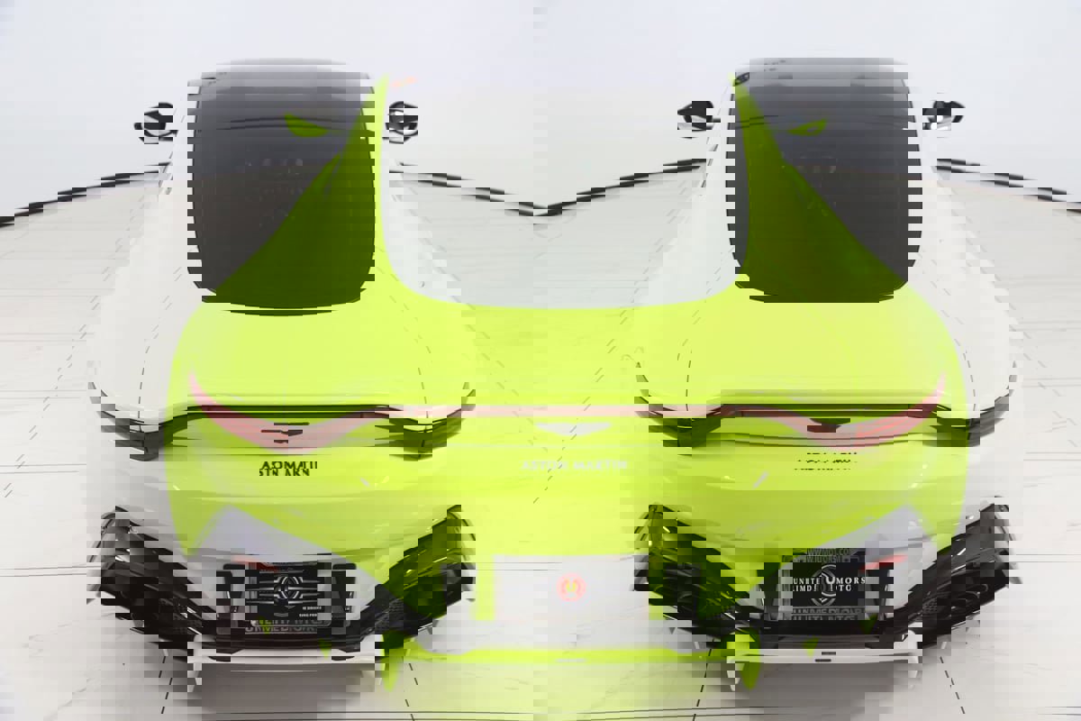 Used 2019 Aston Martin V8 Vantage Coupe RWD image 75