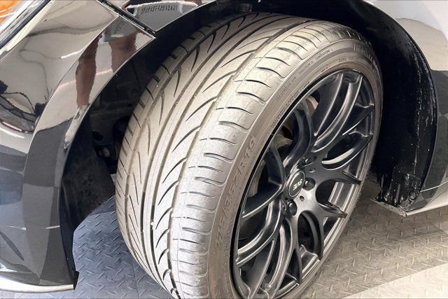 Used 2017 Ford Mustang GT RWD image 33