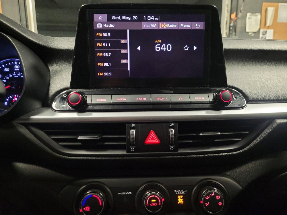 Used 2024 Kia Forte LXS w/ LXS Technology Package FWD image 25