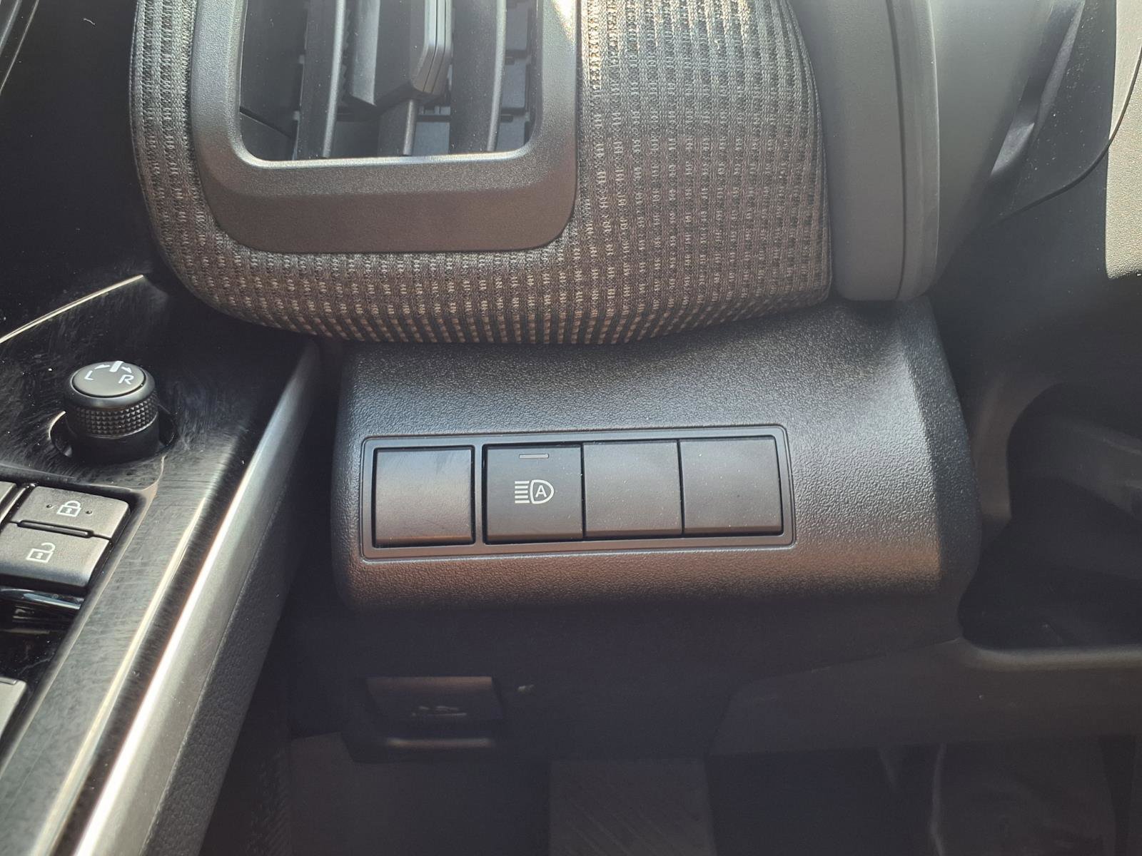 Certified 2024 Subaru Solterra Premium image 9