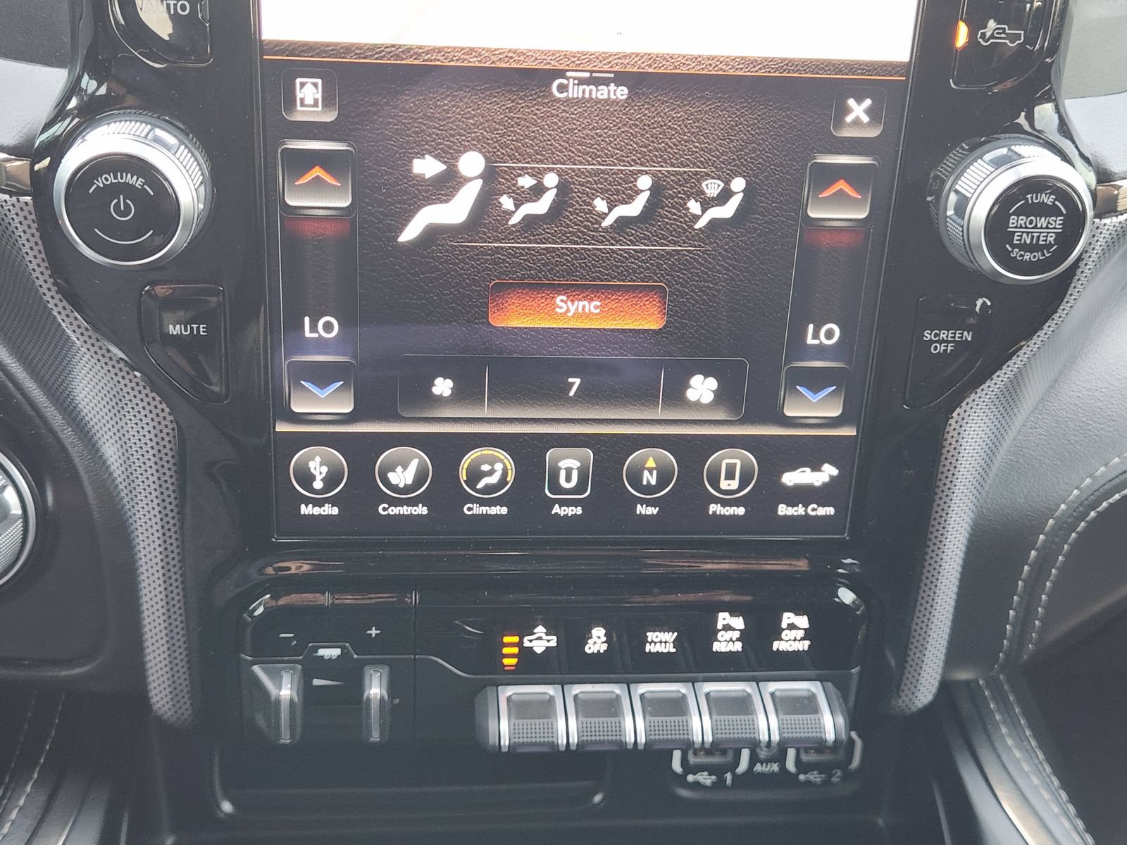 Used 2020 RAM 1500 Limited AWD/4WD image 19