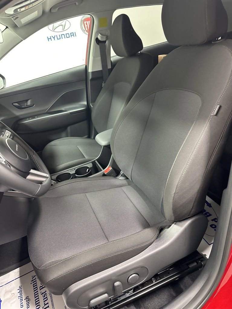 New 2025 Hyundai Kona SEL image 17