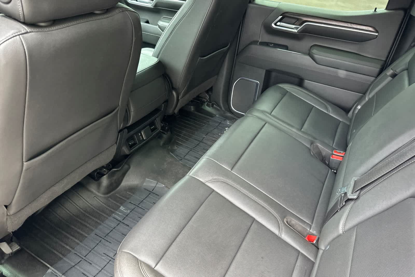 Used 2022 GMC Sierra 1500 SLT w/ X31 Off-Road Package AWD/4WD image 4