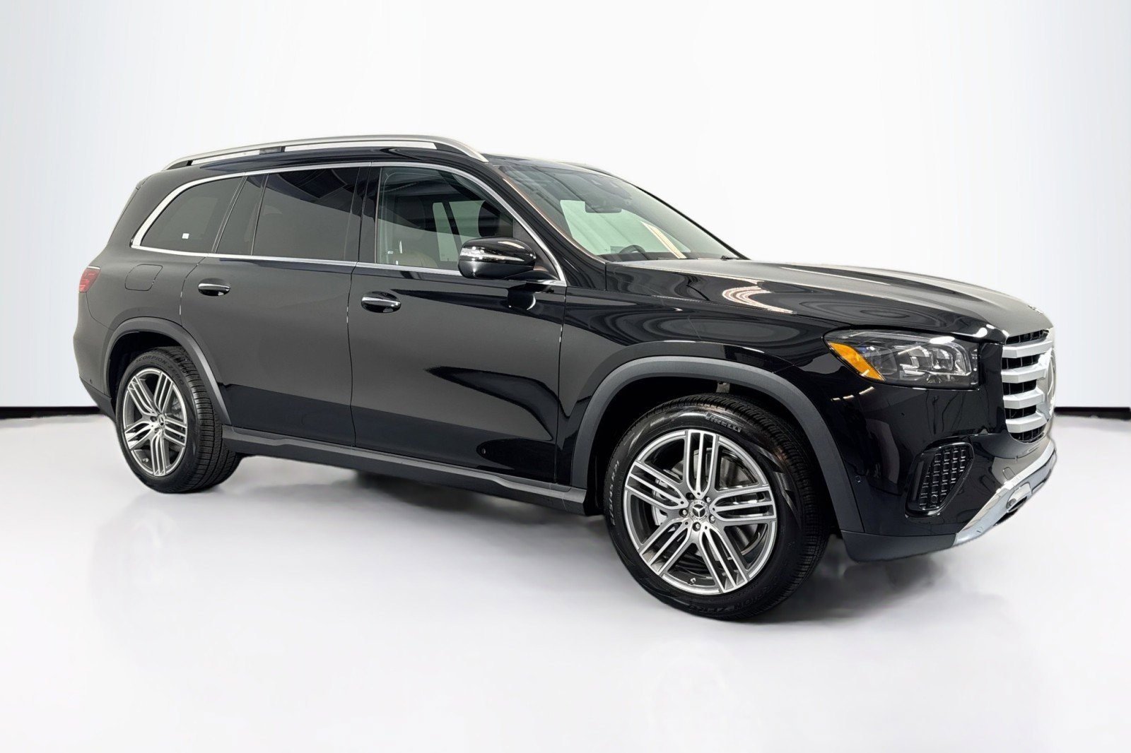 New 2026 Mercedes-Benz GLS 450 4MATIC image 3