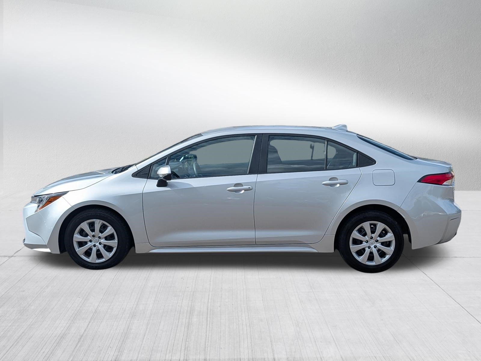 Certified 2024 Toyota Corolla LE FWD image 4