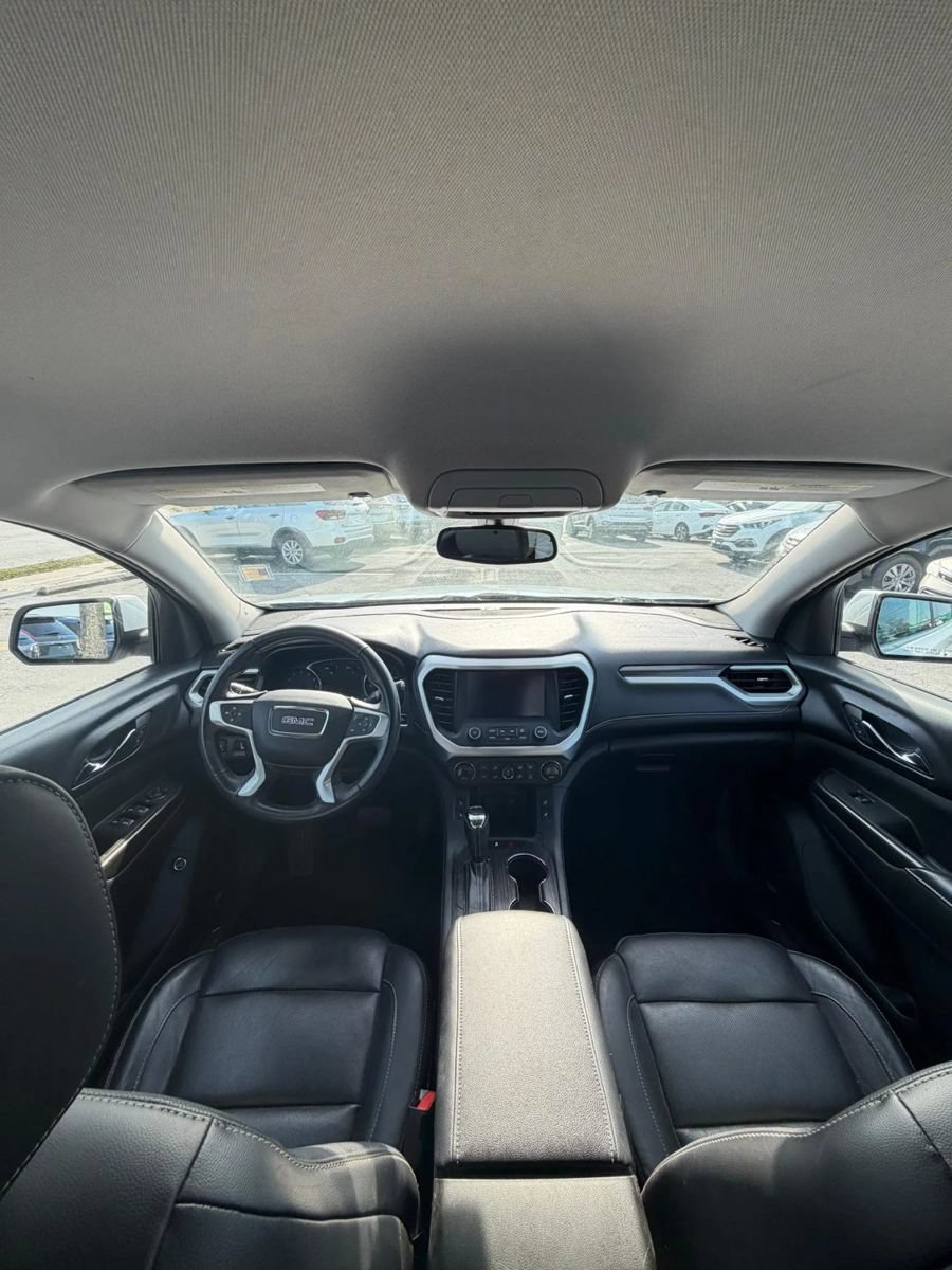 Used 2017 GMC Acadia SLT FWD image 13