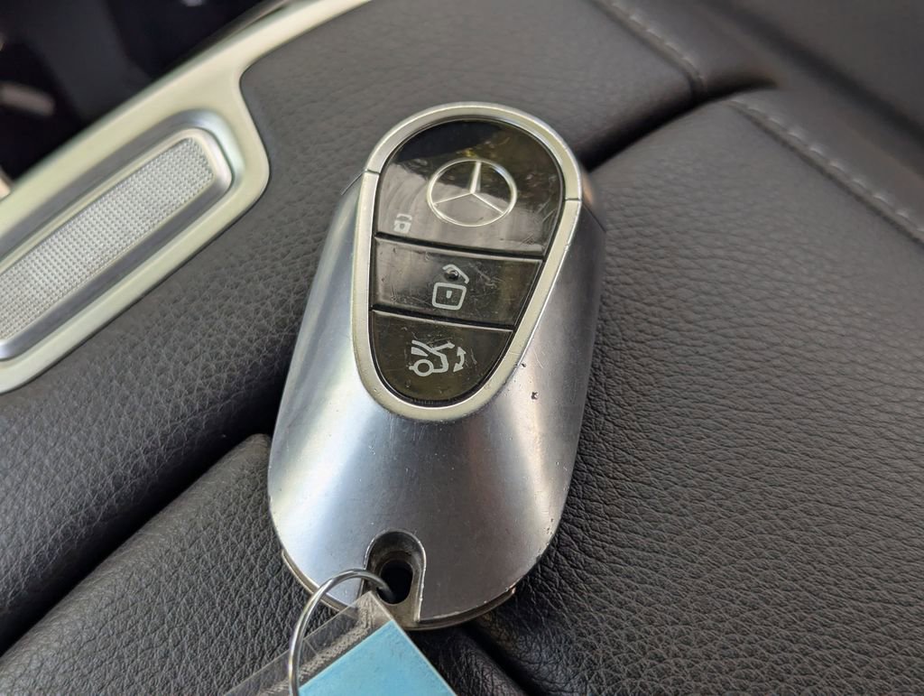 Used 2022 Mercedes-Benz S 580 4MATIC Sedan w/ AMG Line Package image 26