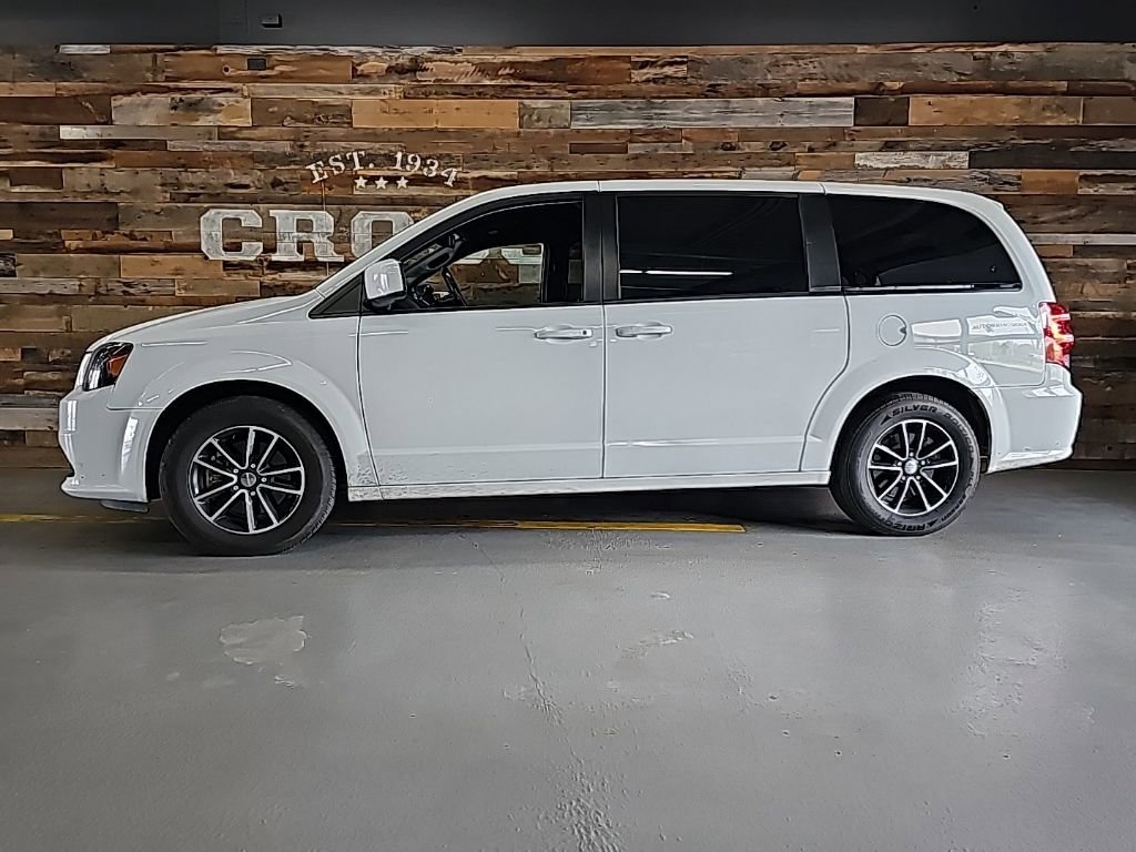 Used 2018 Dodge Grand Caravan SXT w/ Driver Convenience Group image 11