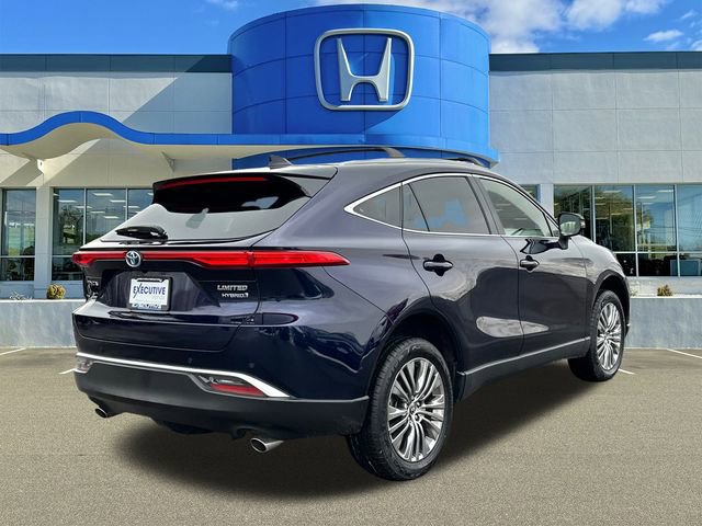 Used 2022 Toyota Venza Limited w/ Advanced Technology Package image 2