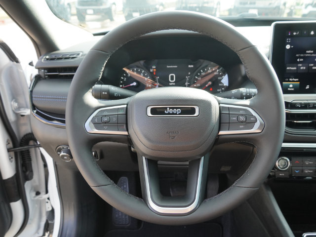 New 2026 Jeep Compass Latitude AWD/4WD image 25