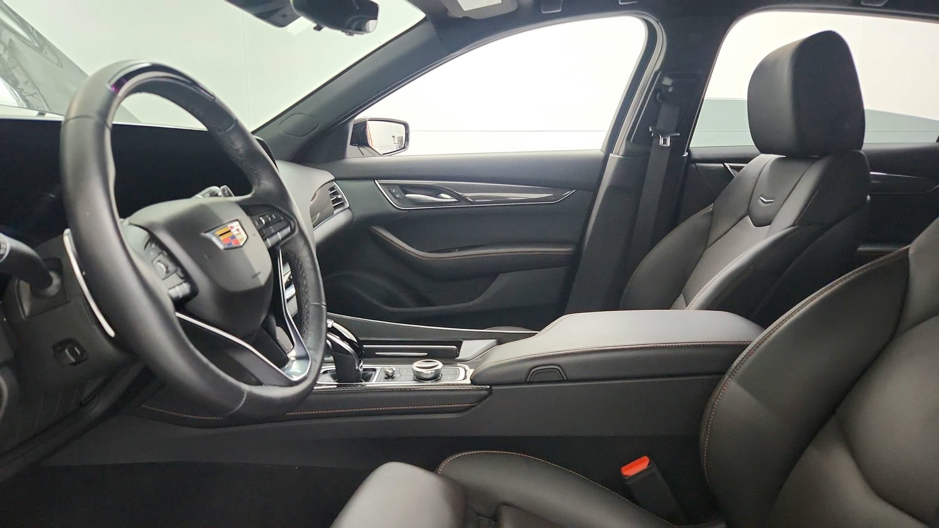 Certified 2025 Cadillac CT5 Sport w/ Technology Package AWD/4WD image 17