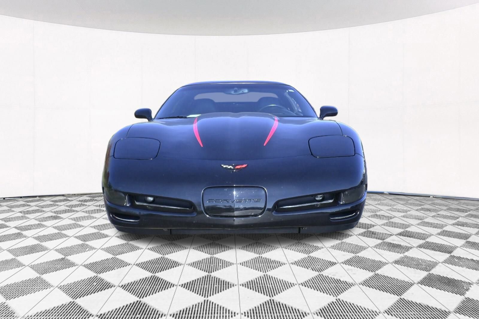 Used 2001 Chevrolet Corvette Coupe w/ Preferred Equipment Group2 image 16