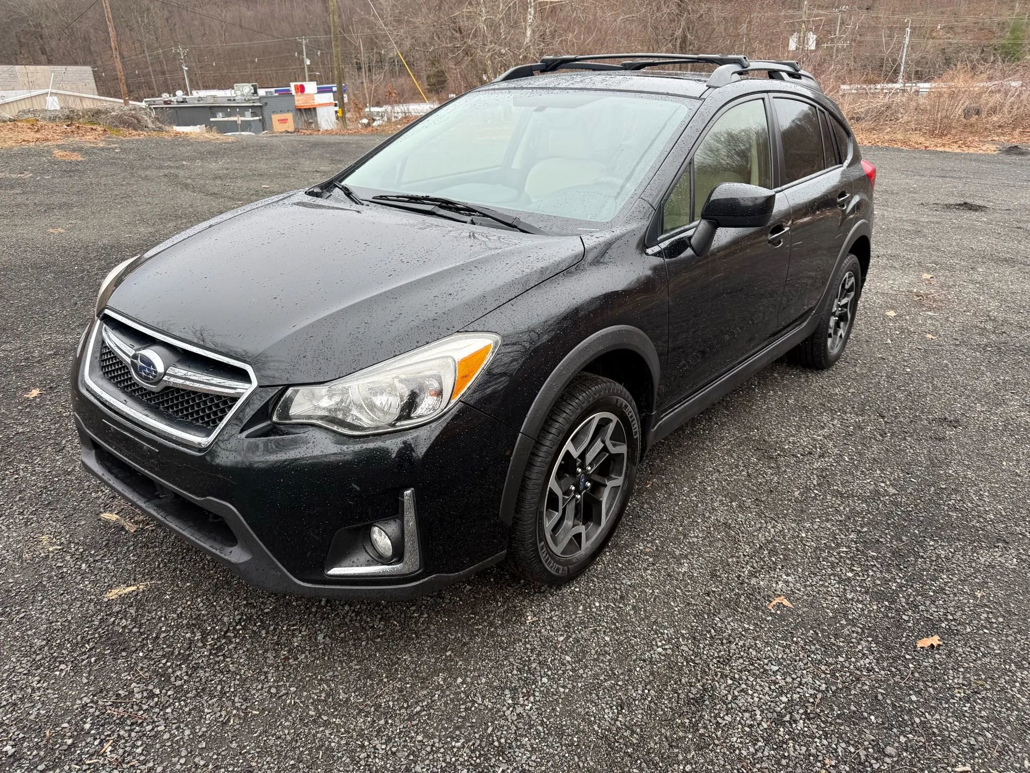 Used 2017 Subaru Crosstrek 2.0i Premium w/ Popular Package #2 image 2